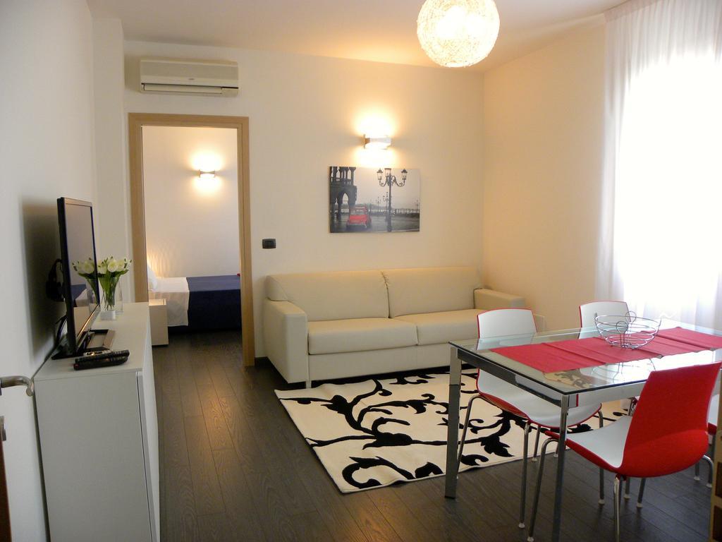Venice Apartments Dante Μέστρε Εξωτερικό φωτογραφία