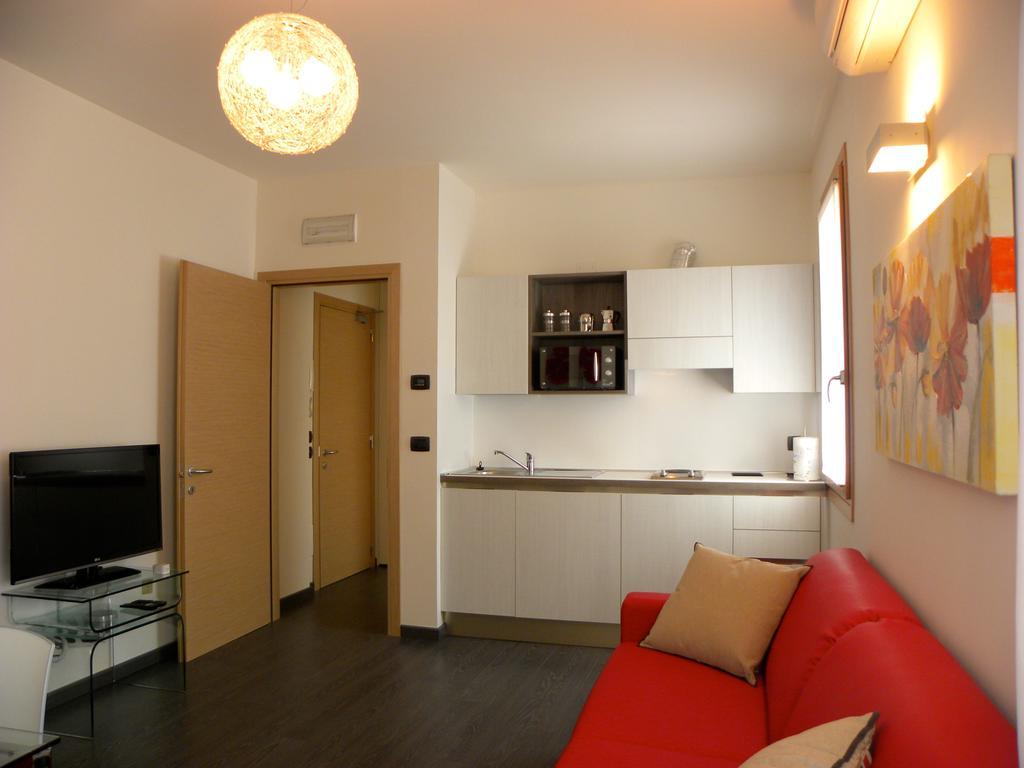 Venice Apartments Dante Μέστρε Εξωτερικό φωτογραφία