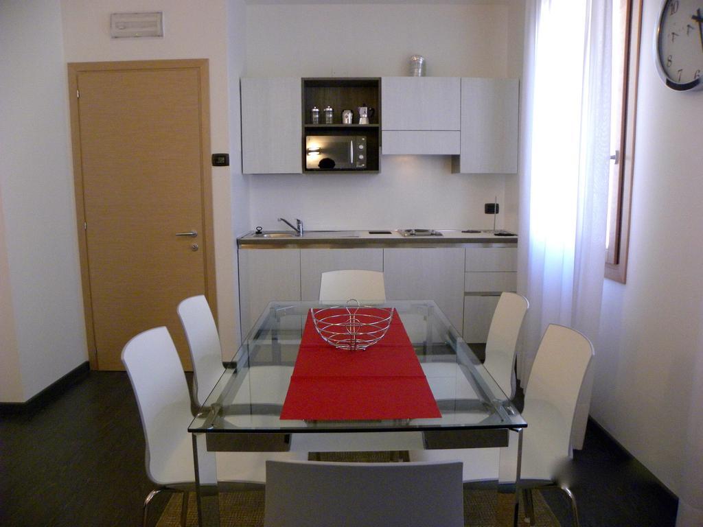 Venice Apartments Dante Μέστρε Εξωτερικό φωτογραφία