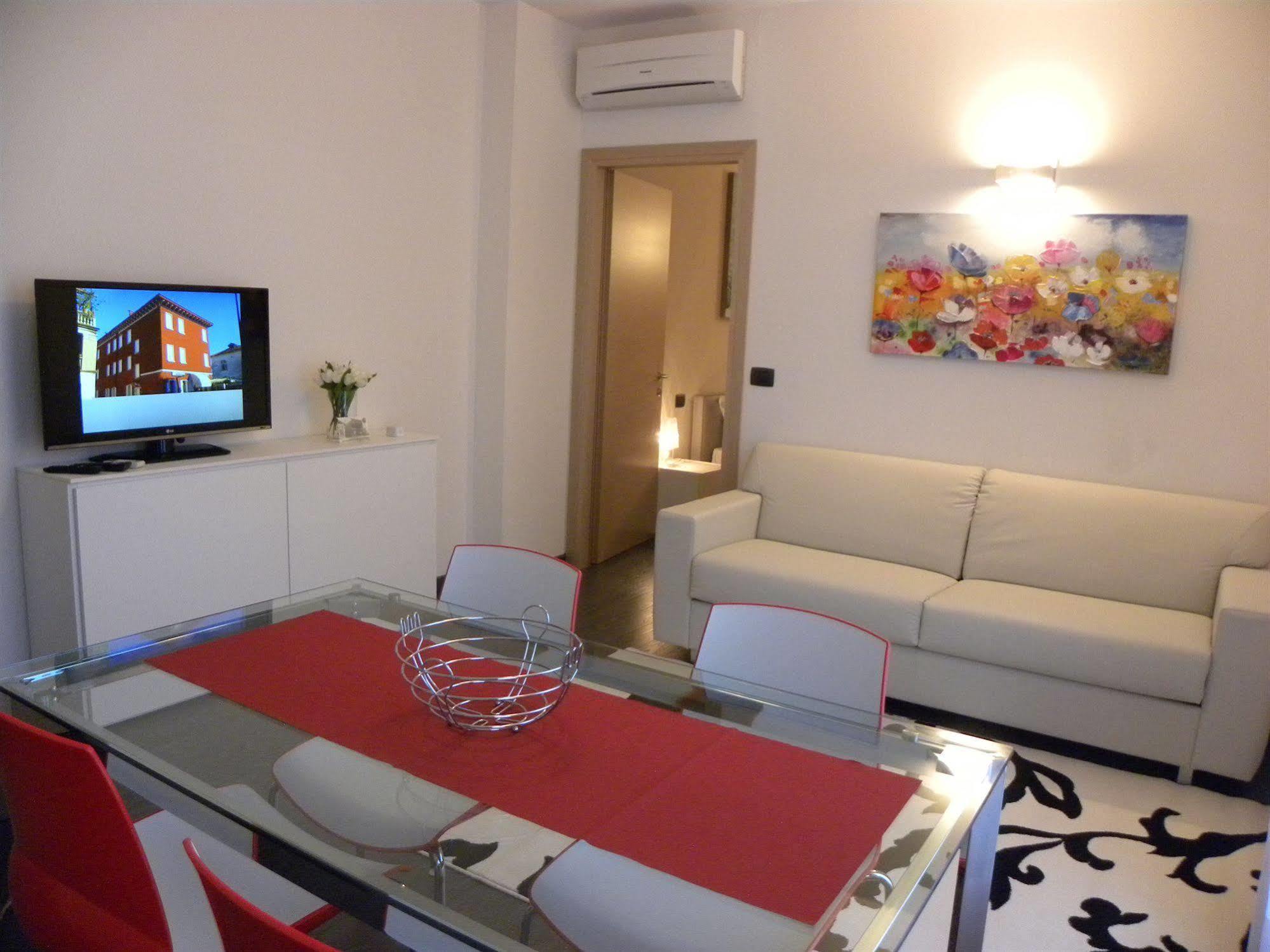 Venice Apartments Dante Μέστρε Εξωτερικό φωτογραφία